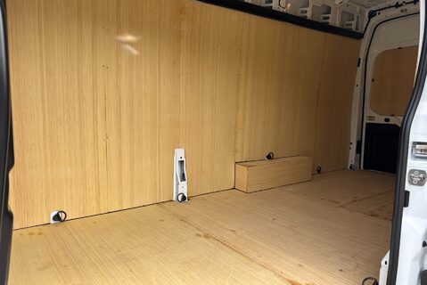 Ford Transit 350 L4 H3 130 ps Trend Panel Van - Air Con 9