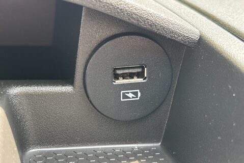 Iveco Daily 35C16HB Hi-Matic Cage Dropside with Tail Lift 31