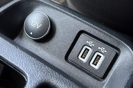 Ford Transit Connect 240 L1 120 ps Trend Panel Van with Air Con / Sat Nav 33
