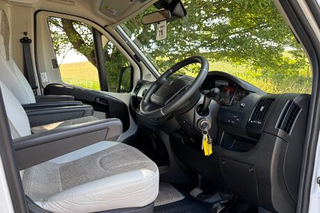 Bailey Advance 76-2T 130 ps 4 Berth Motorhome 15