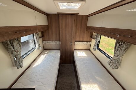 Bailey Advance 76-2T 130 ps 4 Berth Motorhome 25