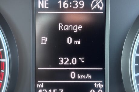 Volkswagen Amarok V6 258 ps Tdi Black Edition 4Motion with Roller Shutter 46