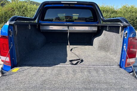Volkswagen Amarok V6 258 ps Tdi Black Edition 4Motion with Roller Shutter 13