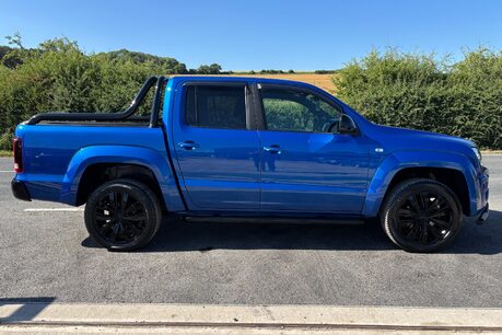 Volkswagen Amarok V6 258 ps Tdi Black Edition 4Motion with Roller Shutter 9