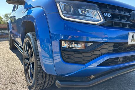 Volkswagen Amarok V6 258 ps Tdi Black Edition 4Motion with Roller Shutter 26