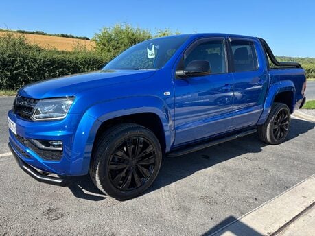 Volkswagen Amarok V6 258 ps Tdi Black Edition 4Motion with Roller Shutter