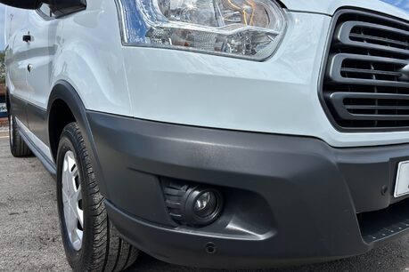 Ford Transit 350 L2 H3 130 ps Trend with Air Conditioning 23
