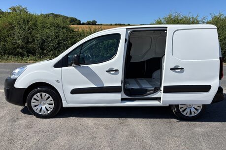 Citroen Berlingo 850 L1 Enterprise 100 ps BlueHdi Panel Van 9