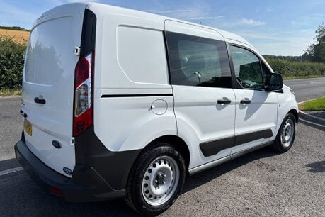 Ford Transit Connect 220 L1 100 ps DCIV 5 Seat - Direct from Hampshire Fire & Rescue 3