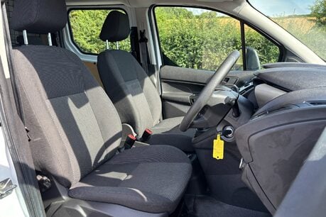 Ford Transit Connect 220 L1 100 ps DCIV 5 Seat - Direct from Hampshire Fire & Rescue 31