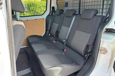 Ford Transit Connect 220 L1 100 ps DCIV 5 Seat - Direct from Hampshire Fire & Rescue 19