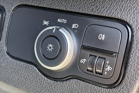 Mercedes-Benz Sprinter 315 Cdi L3 H2 Premium 9G-Tronic Panel Van 40