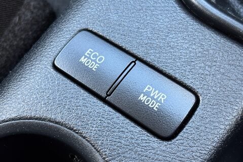 Toyota Hilux Active 4WD Ecb Arborous Tipper Truck - New Body 31