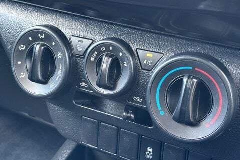 Toyota Hilux Active 4WD Ecb Arborous Tipper Truck - New Body 18