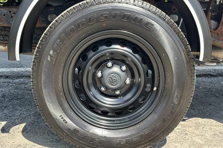 Toyota Hilux Active 4WD Ecb Arborous Tipper Truck - New Body 34