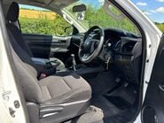 Toyota Hilux Active 4WD Ecb Arborous Tipper Truck - New Body 16