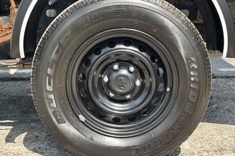 Toyota Hilux Active 4WD Ecb Arborous Tipper Truck - New Body 36