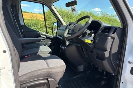 Nissan Interstar 145 ps dCi Acenta Tipper 18