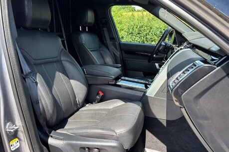 Land Rover Discovery SD6 Commercial HSE - Left Hand Drive - Ex Jaguar UK Car 32