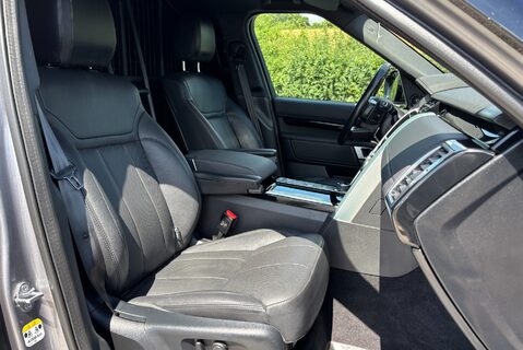 Land Rover Discovery SD6 Commercial HSE - Left Hand Drive - Ex Jaguar UK Car 32