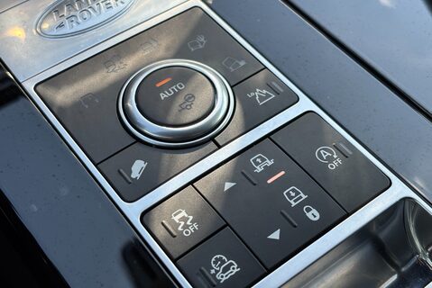 Land Rover Discovery SD6 Commercial HSE - Left Hand Drive - Ex Jaguar UK Car 45