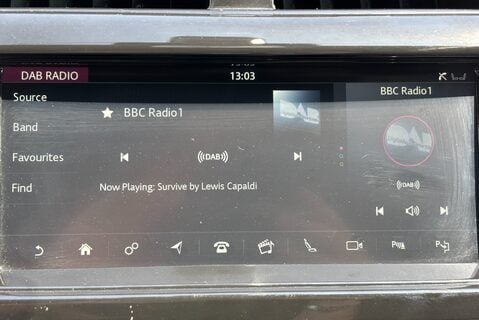 Land Rover Discovery SD6 Commercial HSE - Left Hand Drive - Ex Jaguar UK Car 33