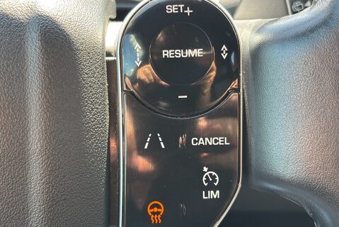 Land Rover Discovery SD6 Commercial HSE - Left Hand Drive - Ex Jaguar UK Car 36