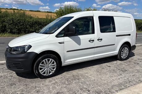 Volkswagen Caddy Maxi C20 Tdi Kombi with Air Con & Sat Nav 1