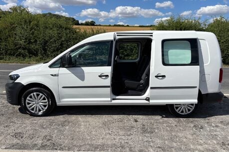 Volkswagen Caddy Maxi C20 Tdi Kombi with Air Con & Sat Nav 9