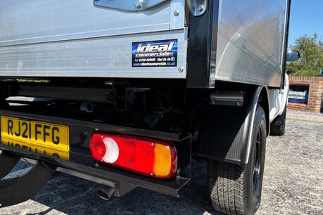 Toyota Hilux Active 4WD D-4D S/C Arbor Toolbox Tipper 23