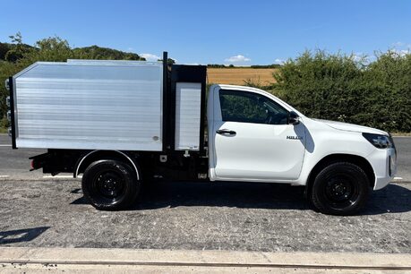 Toyota Hilux Active 4WD D-4D S/C Arbor Toolbox Tipper 10