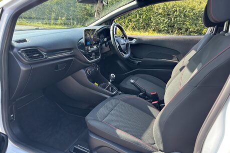 Ford Fiesta Sport 120 ps Tdci Panel Van 15