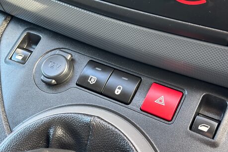 Peugeot Partner 100 ps BlueHDi Professional L1 Panel Van - Sat Nav 44