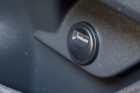 Peugeot Partner 100 ps BlueHDi Professional L1 Panel Van - Sat Nav 33