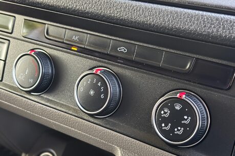 MAN TGE 3.140 Long Hr Lion XC Panel Van - Rear Camera 20