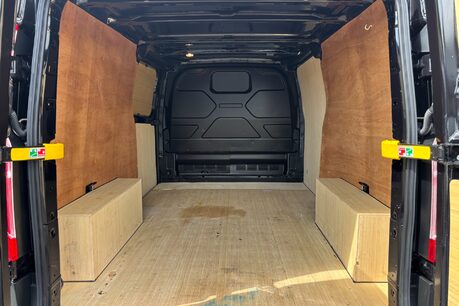 Ford Transit Custom 300 L2 Leader 130 ps Panel Van 14
