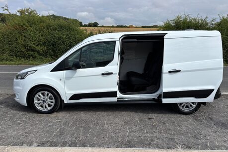 Ford Transit Connect 230 L2 Trend DCIV 120 ps Tdci Selectshift - Nav / Camera / Air Con 9