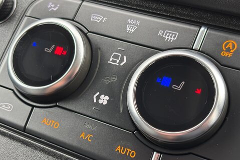 Land Rover Defender 110 D300 Hard Top HSE with Rear Seat Conversion 31