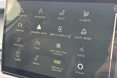 Land Rover Defender 110 D300 Hard Top HSE with Rear Seat Conversion 34