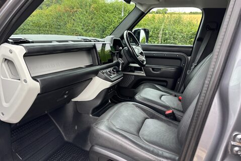 Land Rover Defender 110 D300 Hard Top HSE with Rear Seat Conversion 15