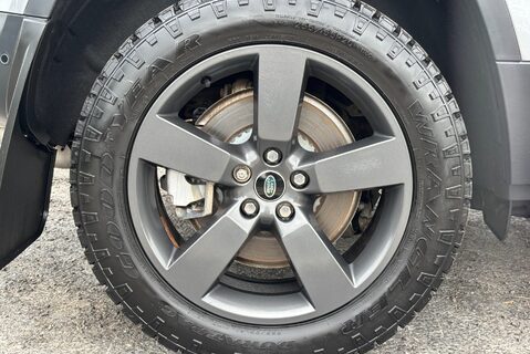 Land Rover Defender 110 D300 Hard Top HSE with Rear Seat Conversion 38