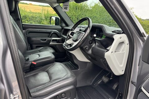 Land Rover Defender 110 D300 Hard Top HSE with Rear Seat Conversion 17