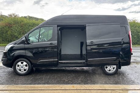 Ford Transit Custom 290 L2 H2 130 ps Limited Panel Van - Sat Nav/Camera - No VAT 9