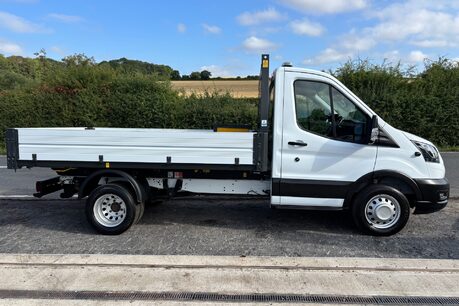 Ford Transit 350 Drw L2 130 ps Single Cab Tipper with Air Con & Camera 10