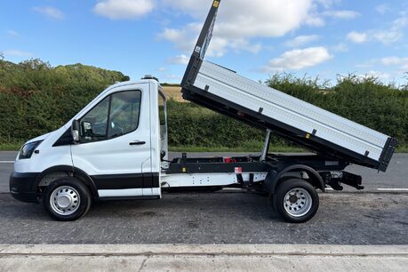 Ford Transit 350 Drw L2 130 ps Single Cab Tipper with Air Con & Camera 8