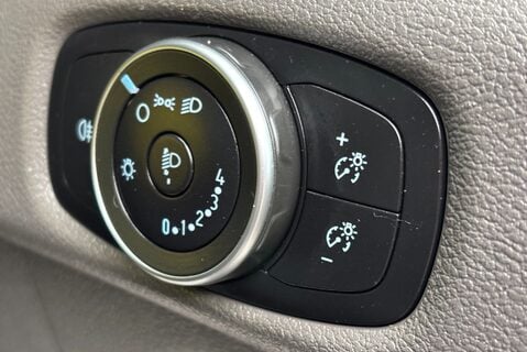 Ford Transit 350 Drw L3 Leader 130 ps Luton with Roller Shutter - No VAT 29