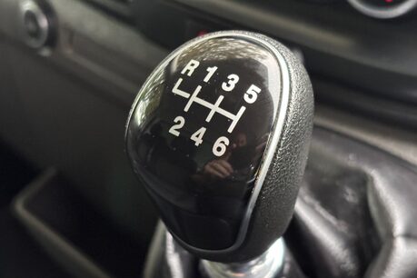 Ford Transit 350 Drw L3 Leader 130 ps Luton with Roller Shutter - No VAT 39