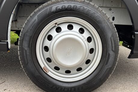 Ford Transit 350 Drw L3 Leader 130 ps Luton with Roller Shutter - No VAT 31