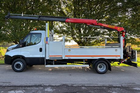 Iveco Daily 72C18 Dropside Truck with Palfinger PK3400 Crane 8
