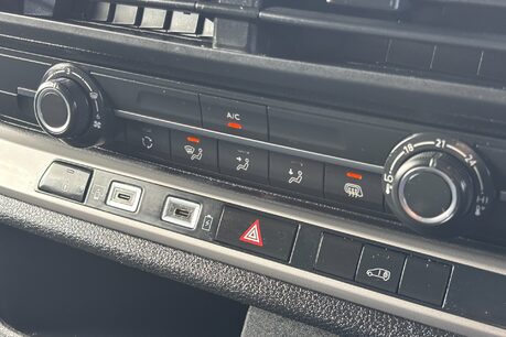 Vauxhall Vivaro L2H1 145 ps F3100 Prime 22